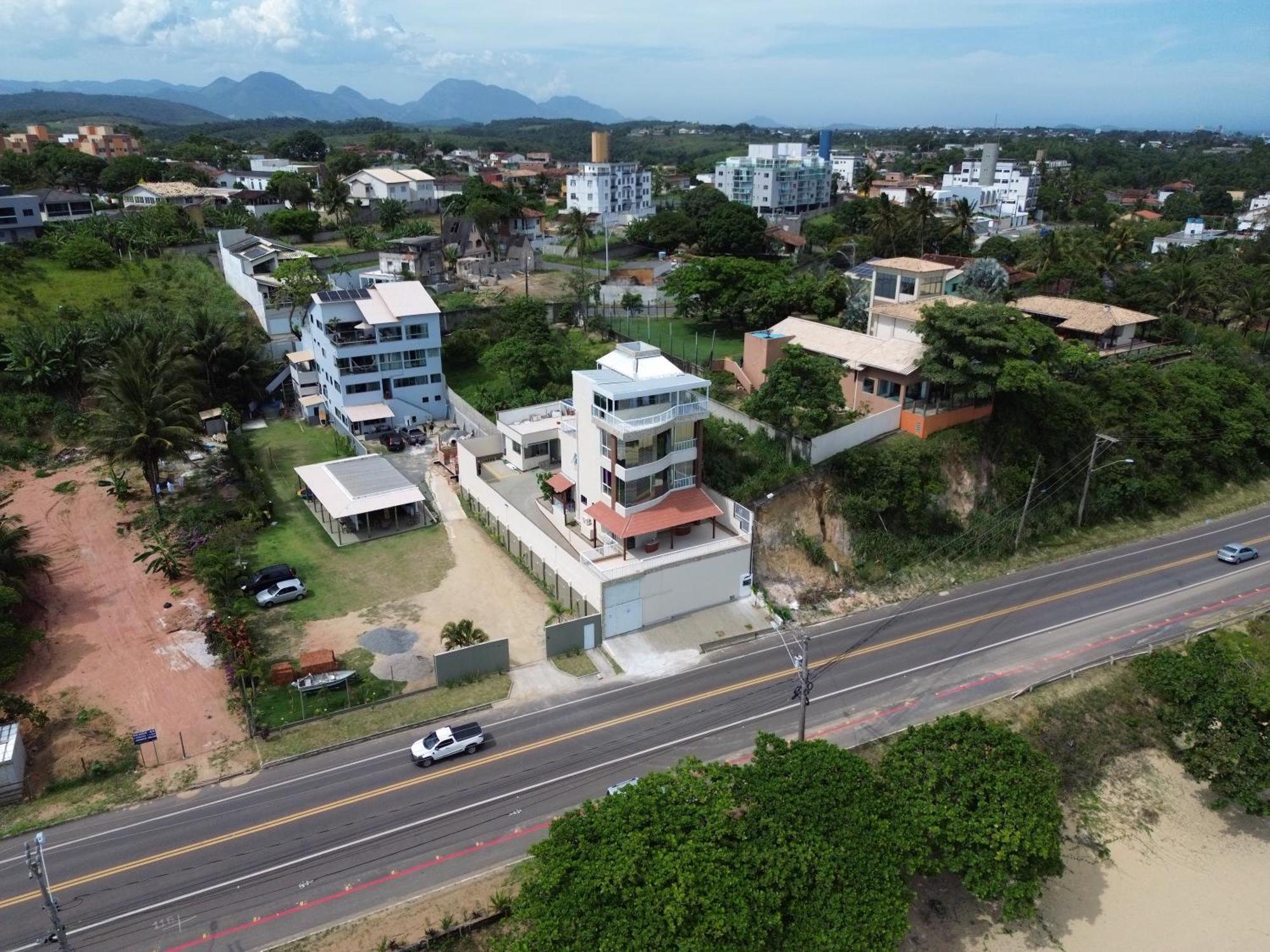 Ipe Amarelo - Frente Ao Mar Na Praia De Meaipe, Guarapari Extérieur photo